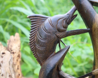 11インチのカジキとハワイアンマウイ釣り針、木製の釣り針