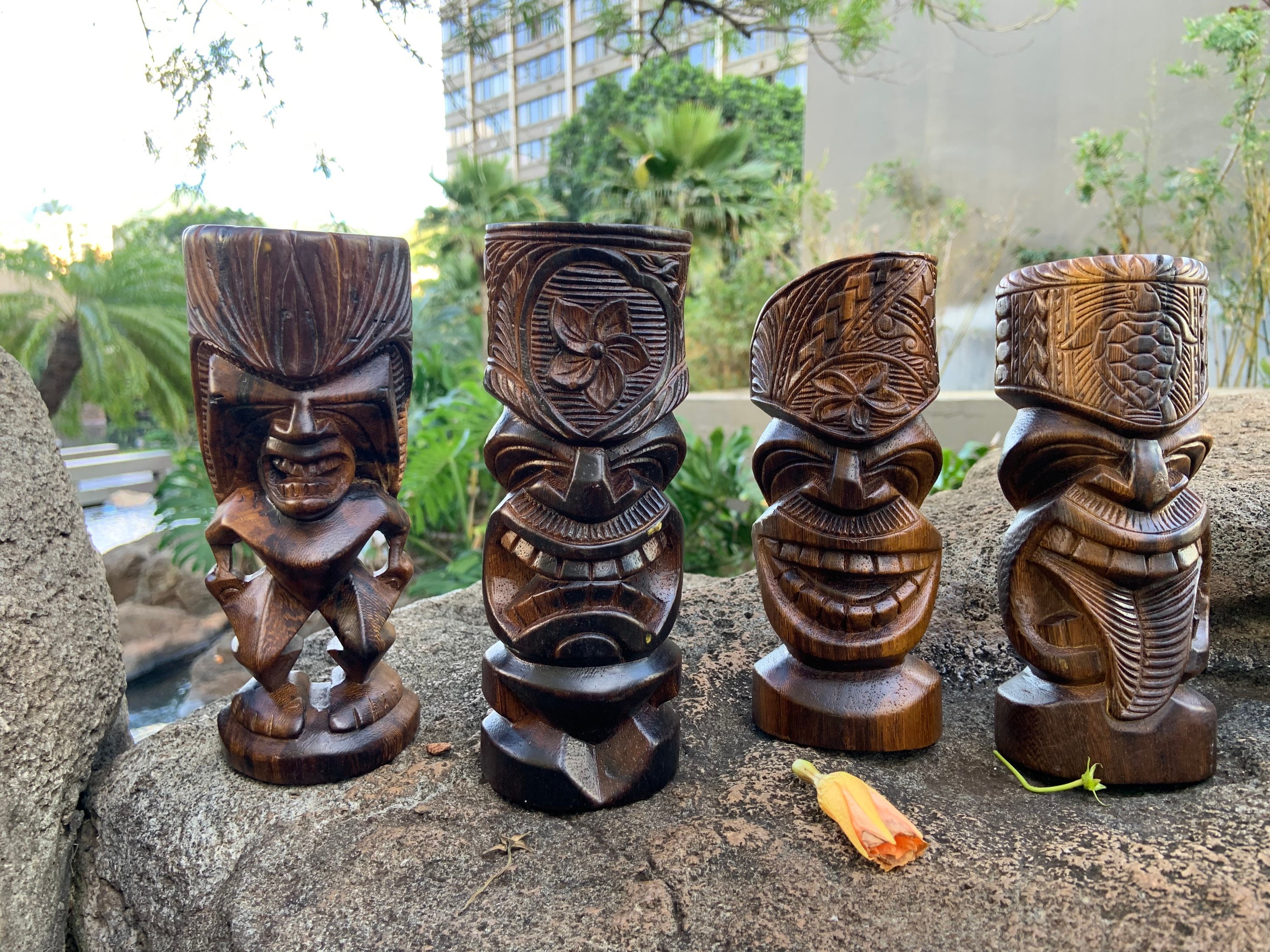 Hawaii wood statue - Etsy 日本 Hawaii wood statue - Etsy 日本