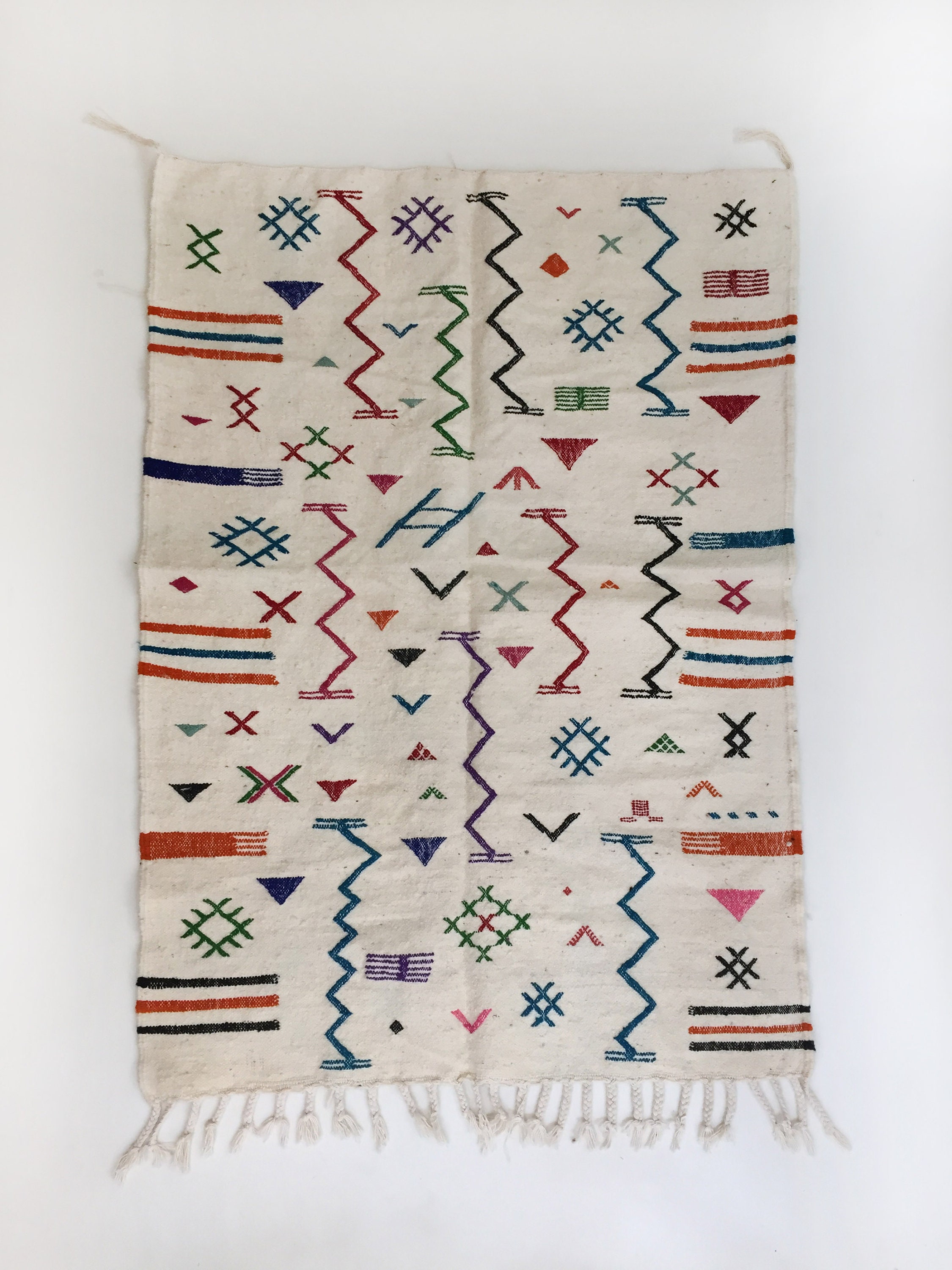 Kilim Berbère Écru à Motifs Colorés 149x102cm