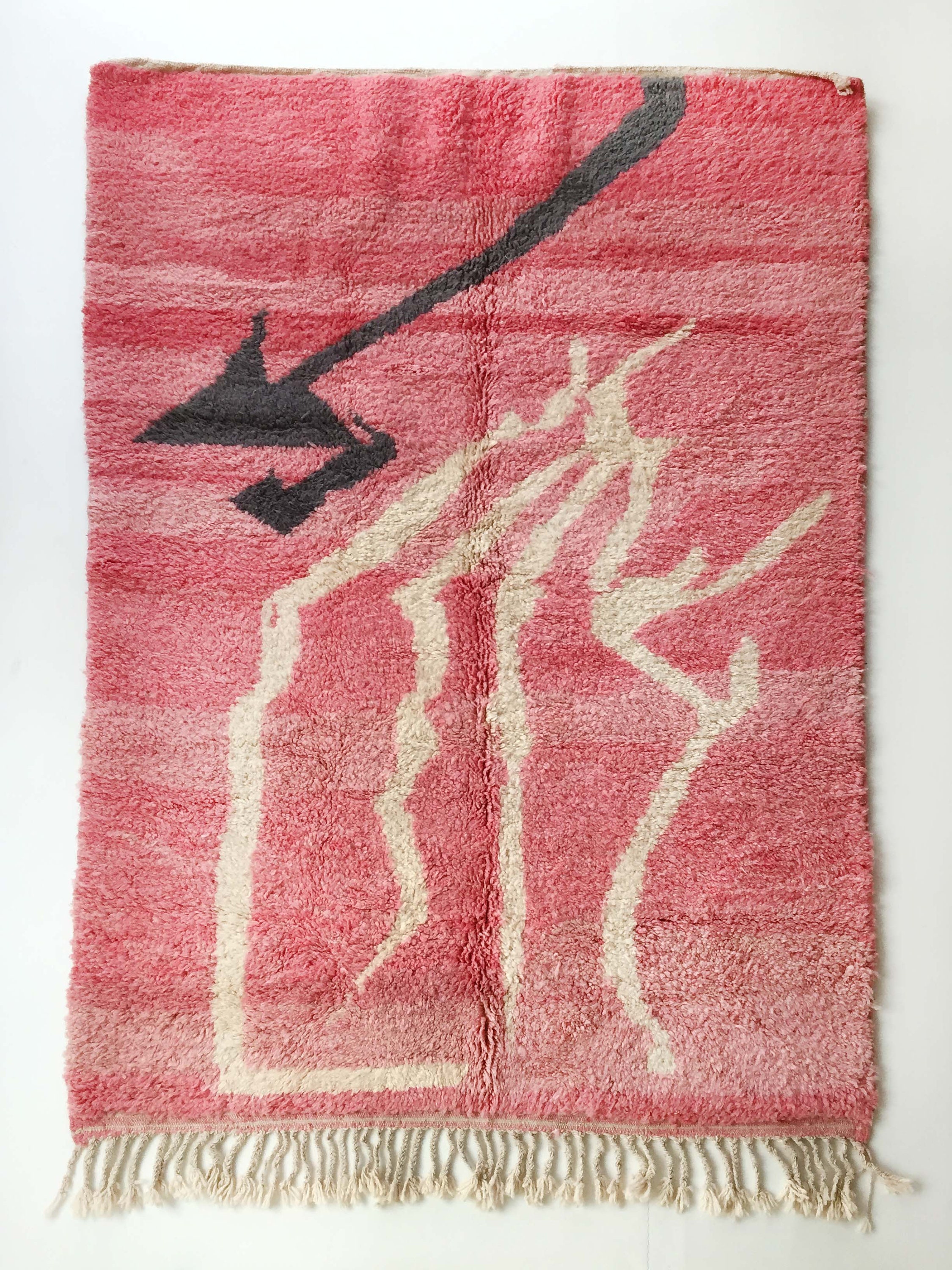 Tapis Berbère Beni Ouarain Rose à Motifs Libres Colorés 246x161M