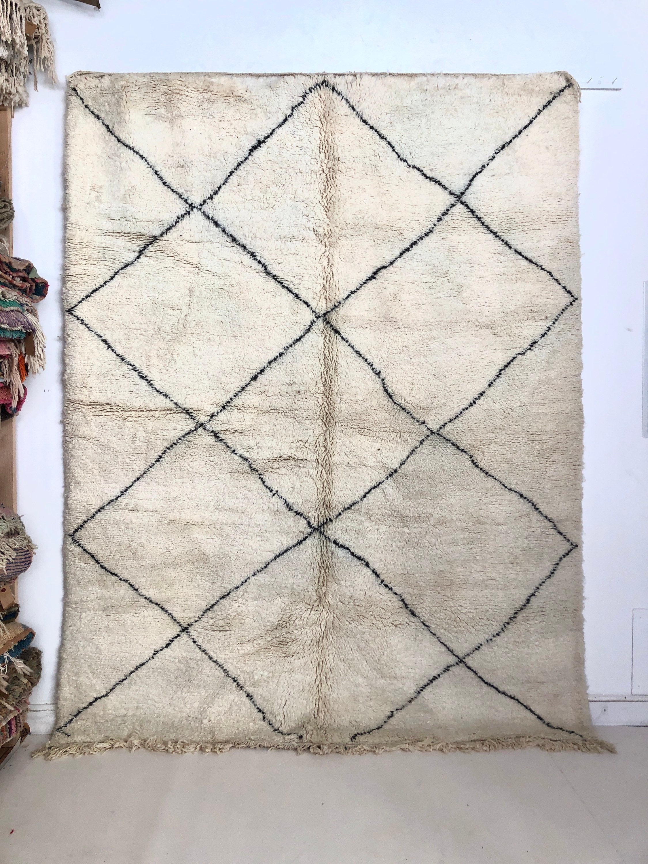 Tapis Berbère Marocain Beni Ouarain à Losanges Noirs 2, 69x2, 07M Neuf