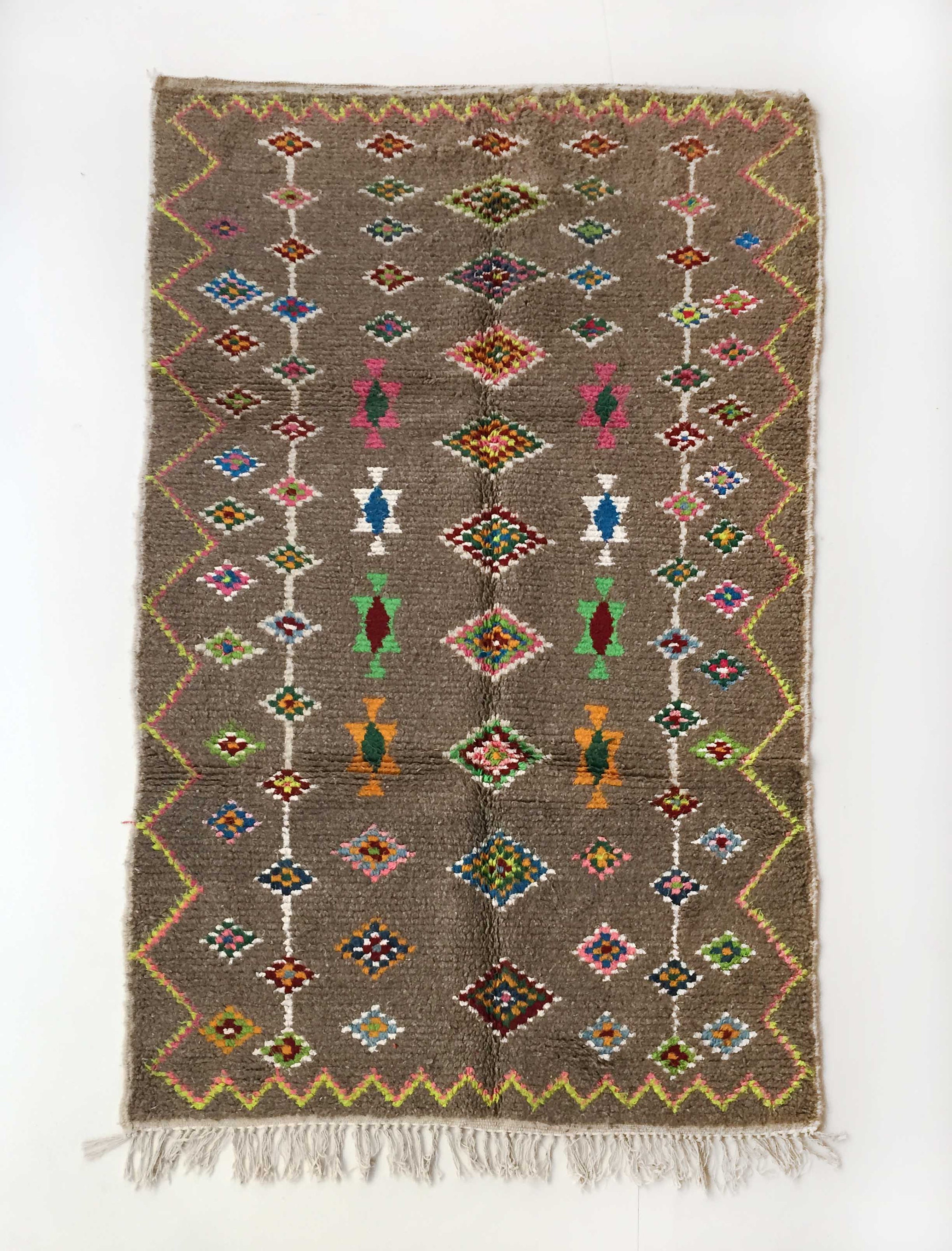 Tapis Berbère Marocain Azilal Marron A Motifs Colores 2, 56x1, 41M