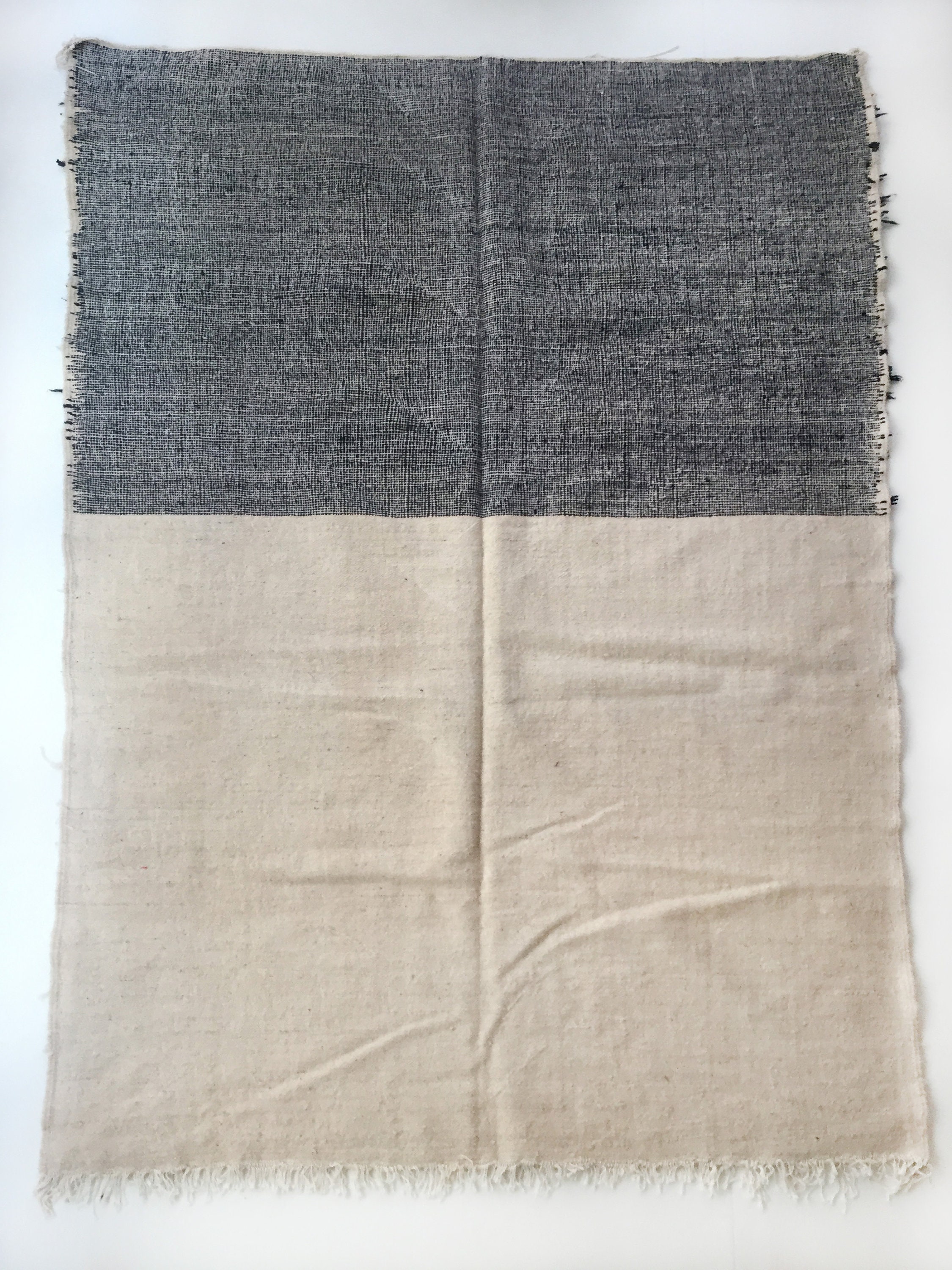 Tapis Berbère Marocain Kilim Écru et Gris 278x178cm