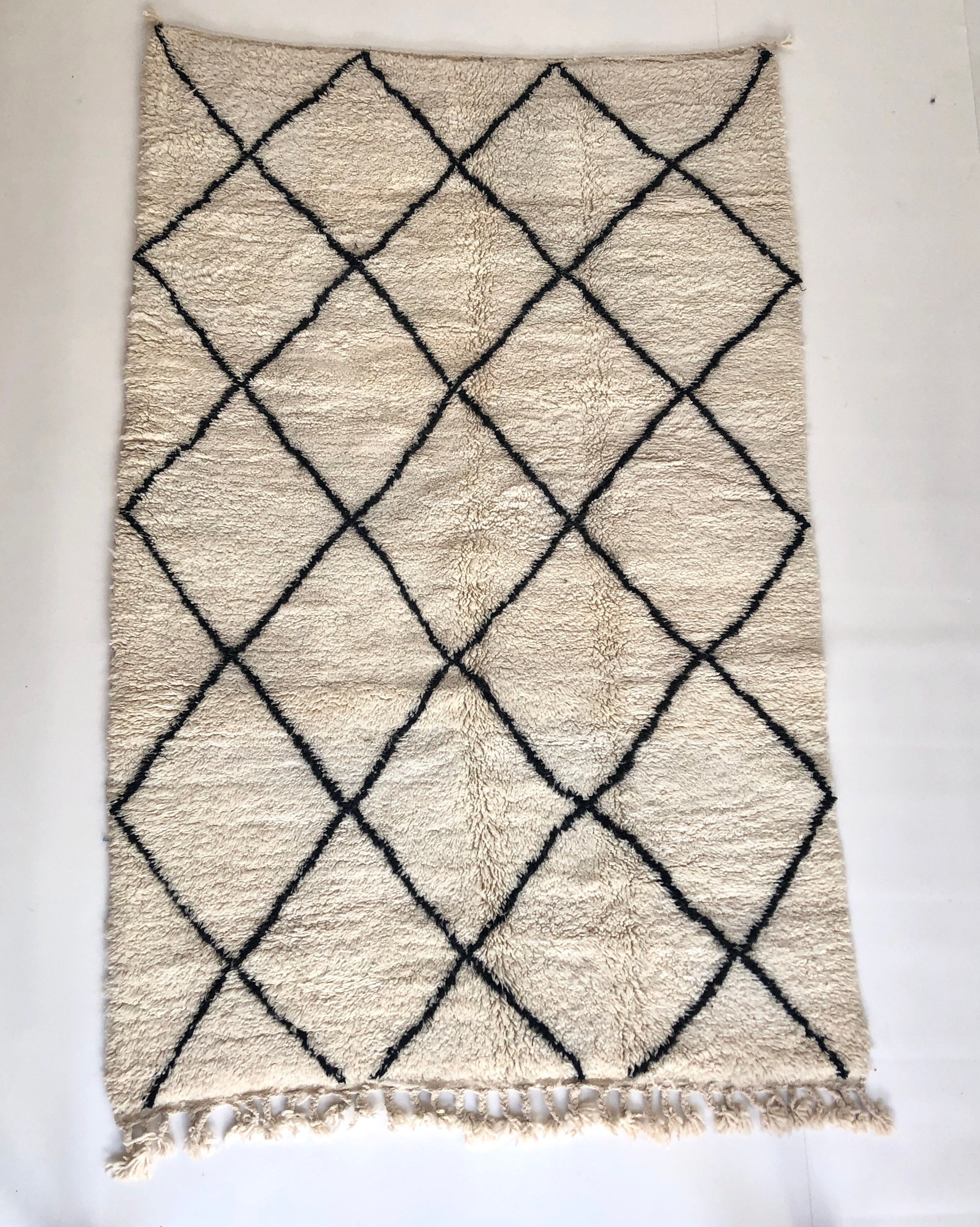 Tapis Berbère Marocain Beni Ouarain à Losanges Noirs 2, 36x1, 53M