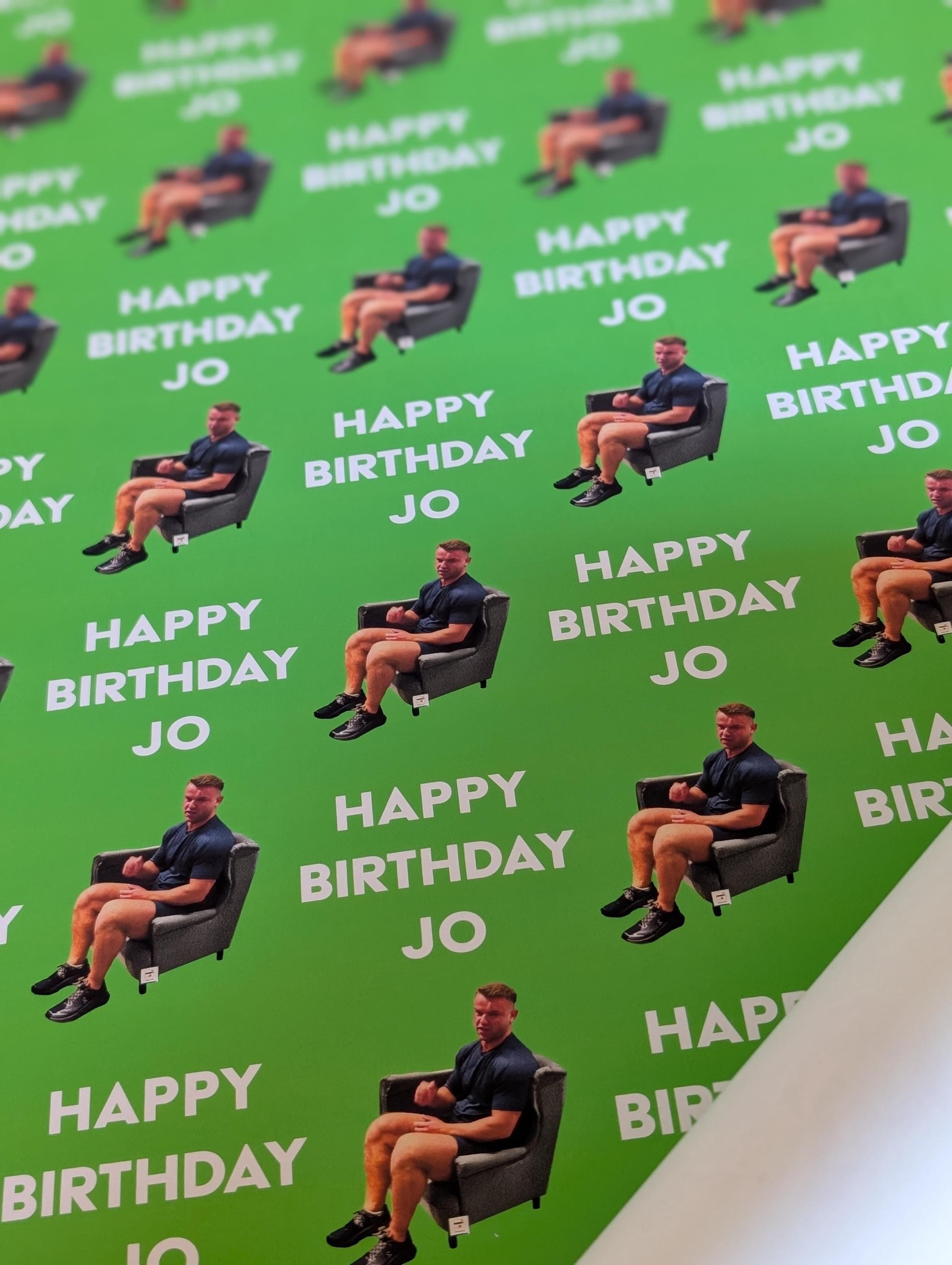 Personalised With ANY Face Wrapping Paper | Funny Custom Heads Photo Gift Wrap Roll/Sheet | Unique Birthday & Novelty Gag Joke Present Idea