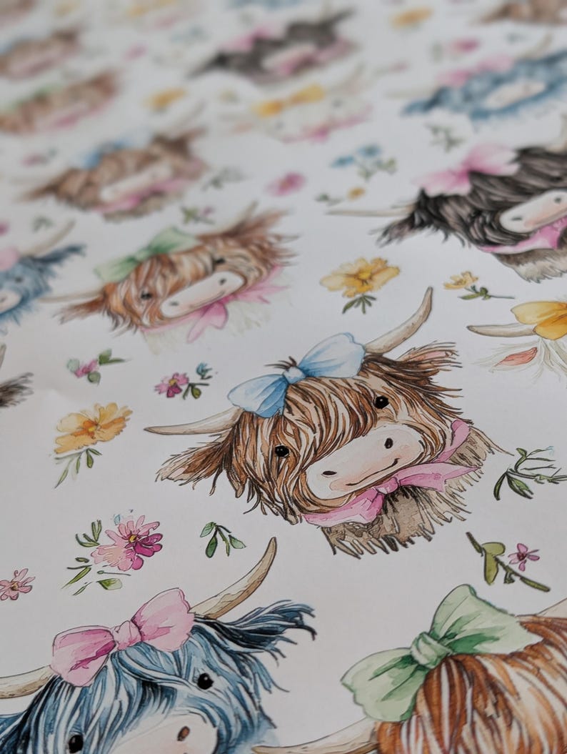 Papel de regalo con diseño de vacas de las Highlands en acuarela – Papel de regalo floral para cumpleaños imagen 6