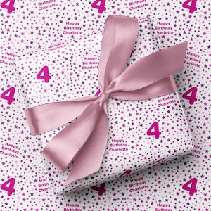Aangepaste naam en leeftijd Inpakpapier verjaardag met sterrenhemel - gepersonaliseerde, op maat gemaakte cadeauverpakking - roze sterrenpapier, girly verjaardagscadeaus