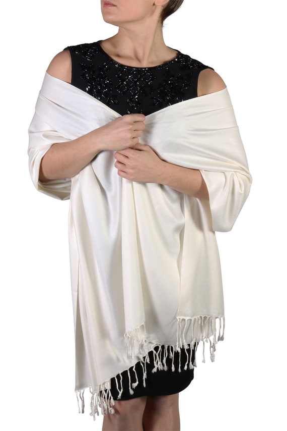 cream wrap for wedding