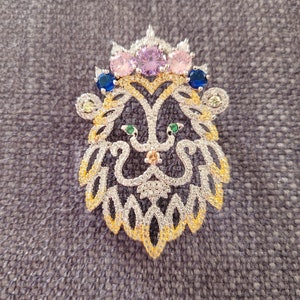 Lion head brooch pendant Christmas gifts for her