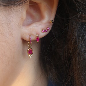 Pendientes de aro con gemas de rubí, juego de pendientes perforantes, pendientes apilables minimalistas, pendientes de varios juegos, pendientes de aro colgantes, pendientes apilables