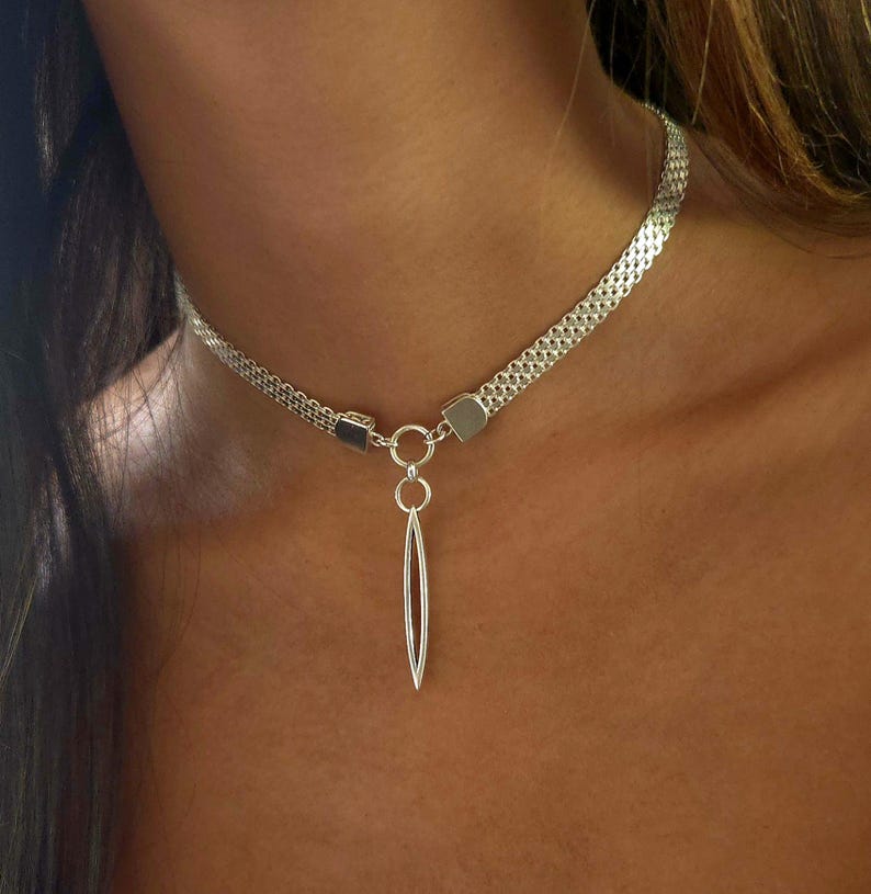 Choker collar: bisk chain necklace with Rhombus pendant, Geometric day collar for women image 1