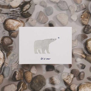 Eisbär - let it snow Weihnachtskarte gedruckt auf hochwertigem Papier aus 100 % Altpapierfaser