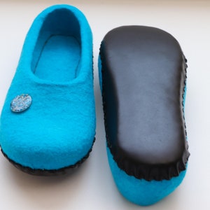 Women's felted slippers with leather soles Blue house slippers Ready to ship 8-8,5 US image 3