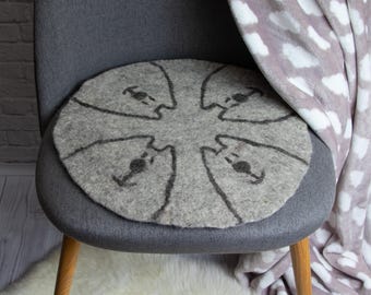 Handmade Grey Round Felt Chair Pad with Cat Pattern