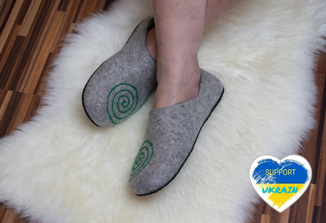 Gray Men Slippers With Rubber Soles Handmade Slippers of Natural Felt