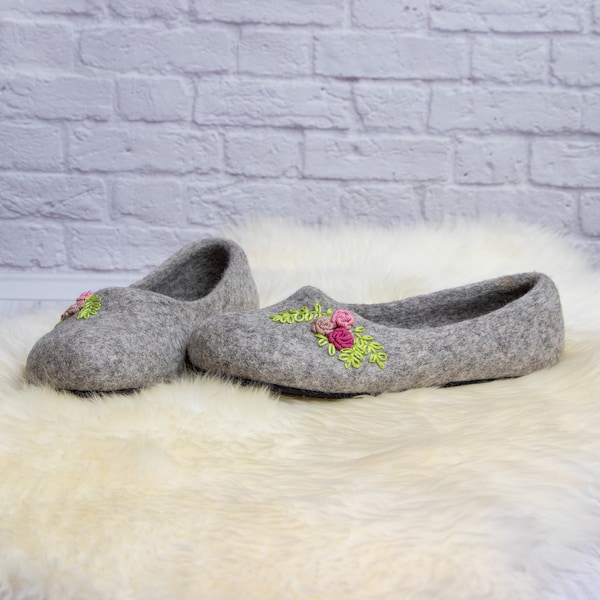 Handmade felted wool slippers for women - Eco- friendly boiled wool shoes for home - Natural wool  adult slippers with rubber sole.