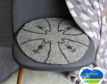 Handmade sheepskin felt pad - Round Chair Pad- Felt Seat Cushion- Wool Seat Pad- Cat Cave Pad-  Animal pad