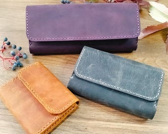 Handmade Leather Zipper Wallet for Women: Slim Chic Coin Purse