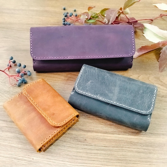 Handmade Leather Zipper Wallet for Women: Slim Chic Coin Purse