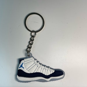 Jordan 11 concord keychain hotsell