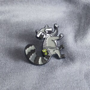 Rock Raccoon Enamel Pin – Unique Gift for Climbers – Rock Climbing Pin – Bouldering Pin