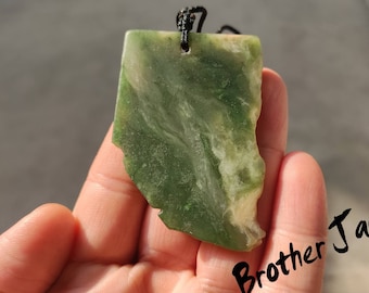 Authentic Natural Canadian Jade - Green Jade  Pendant -Nephrite jade - Canada Jade Pendant - Necklace jade - Authentic Jade  - 19.1g -N268