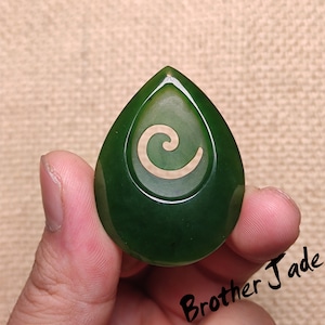 Russia Nephrite Natural - green jade - jade Koru Pendant - Maori  - Gift - From Russia - 12.5g -N156