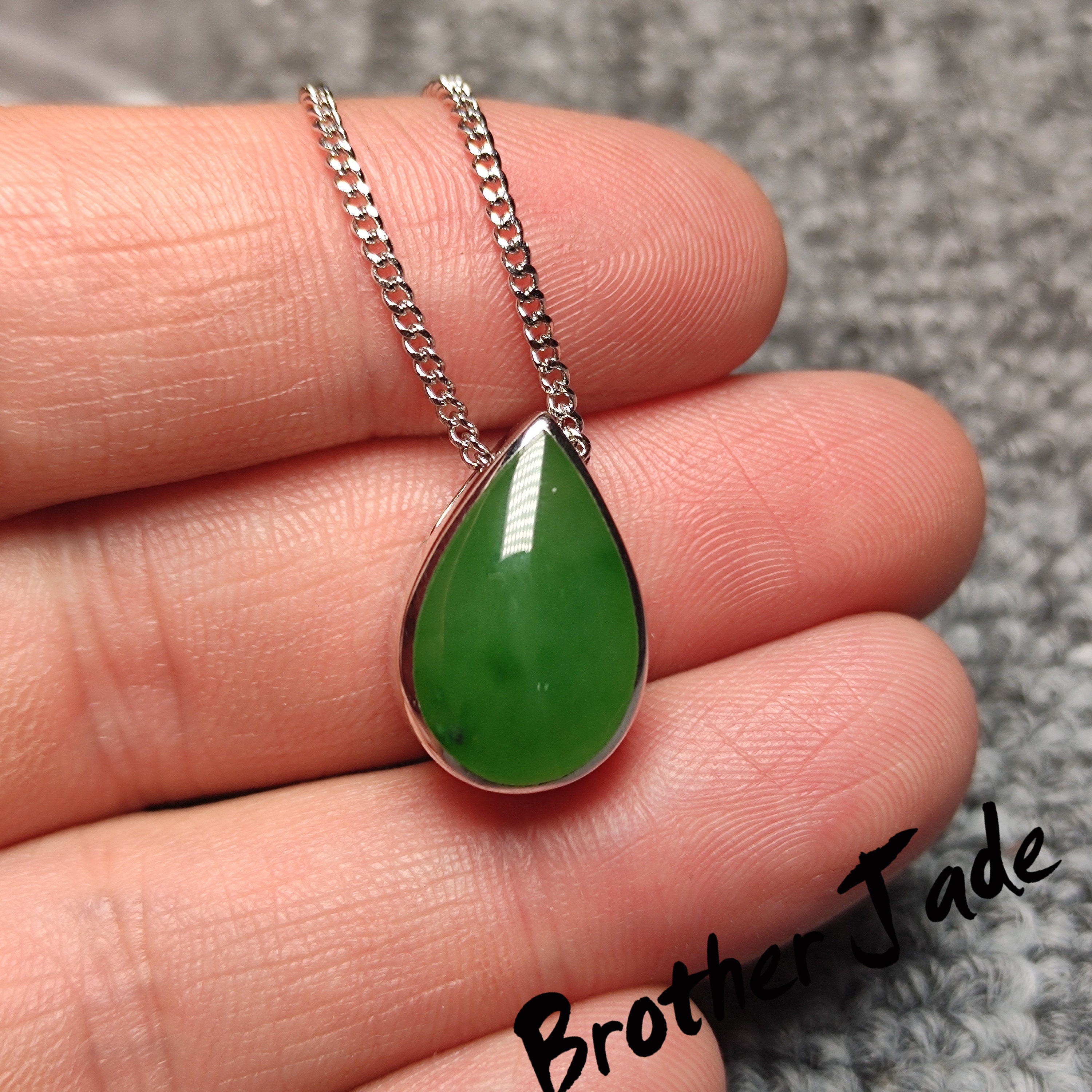 Ball Jade Necklace Silver – Tranquil