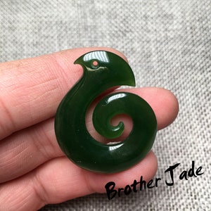 Twist Nephrite Natural - green jade - NEW ZEALAND Maori Style - jade Koru Pendant -  Greenstone - Gift - From Russia - 8.2g -N579