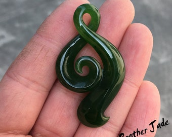 Twist Nephrite Natural - jade vert - NOUVELLE-ZÉLANDE Style Maori - Jade Koru Pendentif - Greenstone - Cadeau - De Russie - 10g -N577