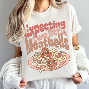 Camiseta de anúncio de gravidez de gêmeos para casais, camiseta engraçada de maternidade "Gestão de duas almôndegas", camiseta de maternidade italiana "Espaguete" para grávidas