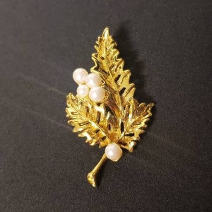 Gold Tone Leaf Brooch with White Faux Pearls