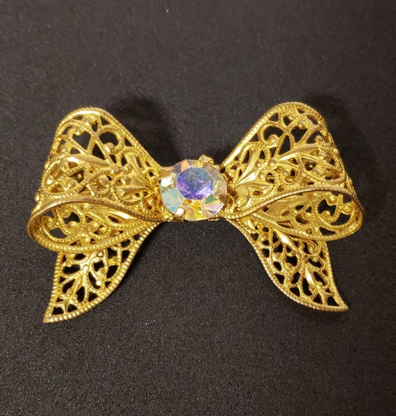 Vintage 1940s 1950s Gold Tone Ribbon Bow Brooch w… - image 1