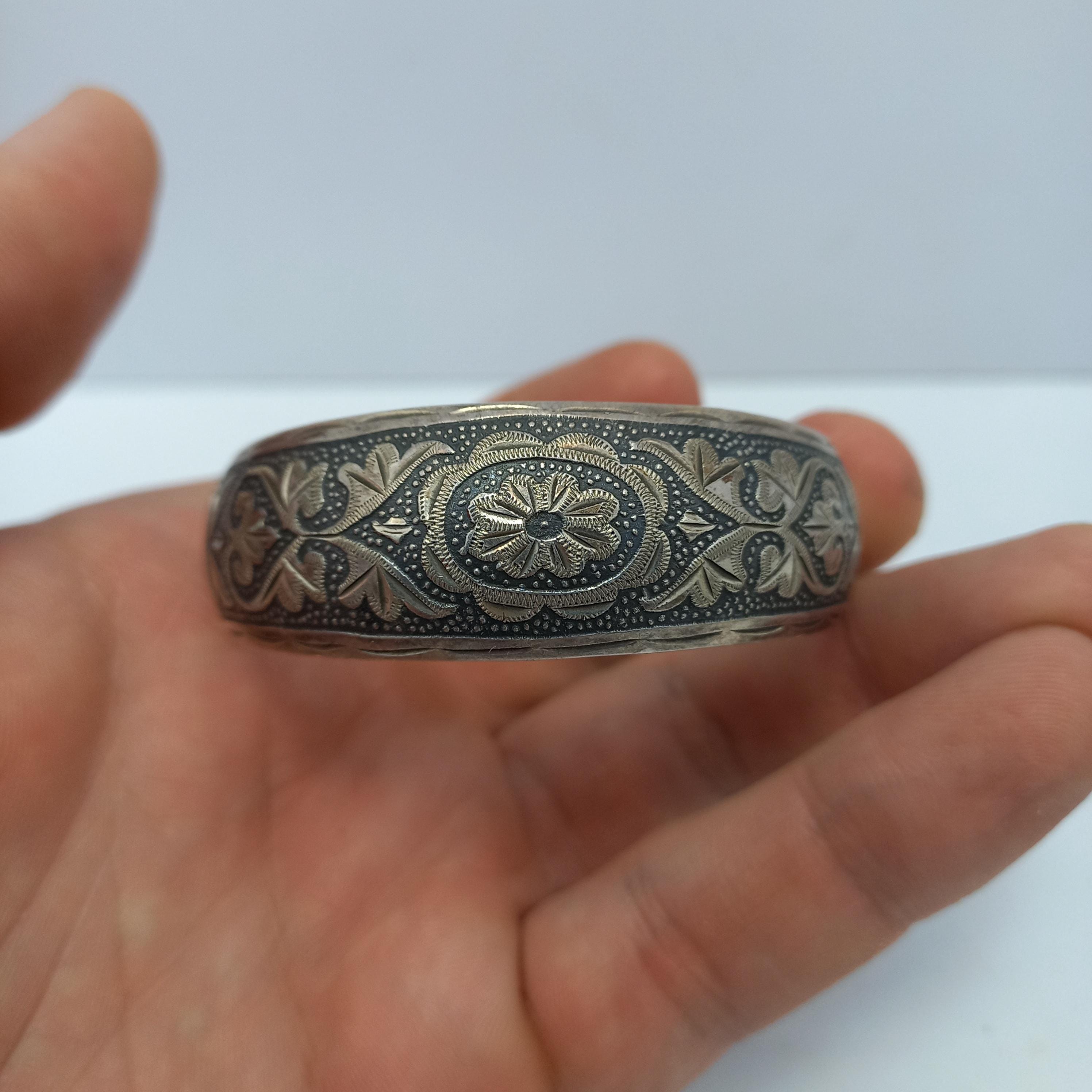 Kubachi jewelry - Etsy 日本
