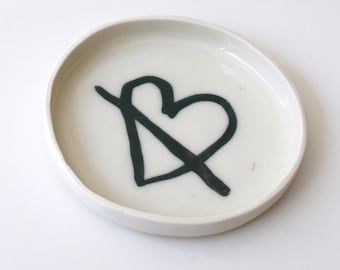 Porcelain Decorative Wall Plate, Small | "broken green heart" Inlay (11,5cm)
