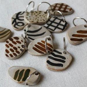 Lucky Dip Ceramic Keychain in Brown/Black/Green - Ceramic Key Ring