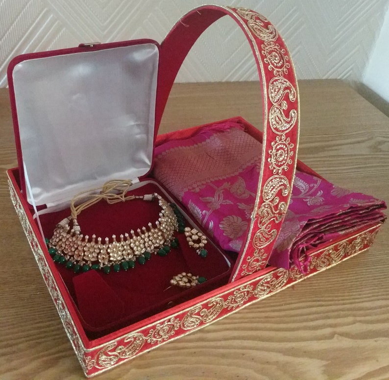 Indian wedding/ engagement shagun trays with handle Etsy