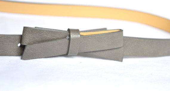 Vintage Leather Belt with Bow, Ecru/Taupe Leather… - image 6