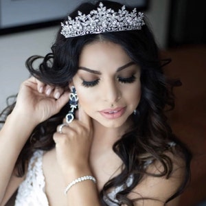 RENEE Swarovski Bridal Tiara, Wedding Crown, Bridal Tiara, Swarovski Crystals Tiara, Wedding Headpiece, Gorgeous Wedding Crown image 2