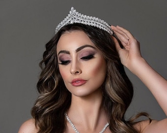 Swarovski Bridal Crown, Bridal Crown, Wedding Headpieces, Tiaras and Crowns, Beautiful Crown