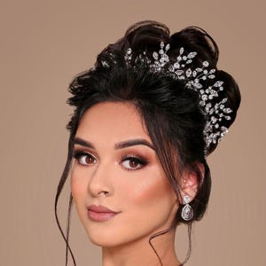ADELE Wedding Headband, Crystal Bridal Headband, Elegant Headpiece, Wedding Headpiece, Grand Crystal Headpiece for Special occasions