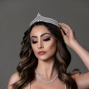 Corona nuziale Swarovski, Corona nuziale, Copricapi da sposa, Tiare e corone, Splendida corona