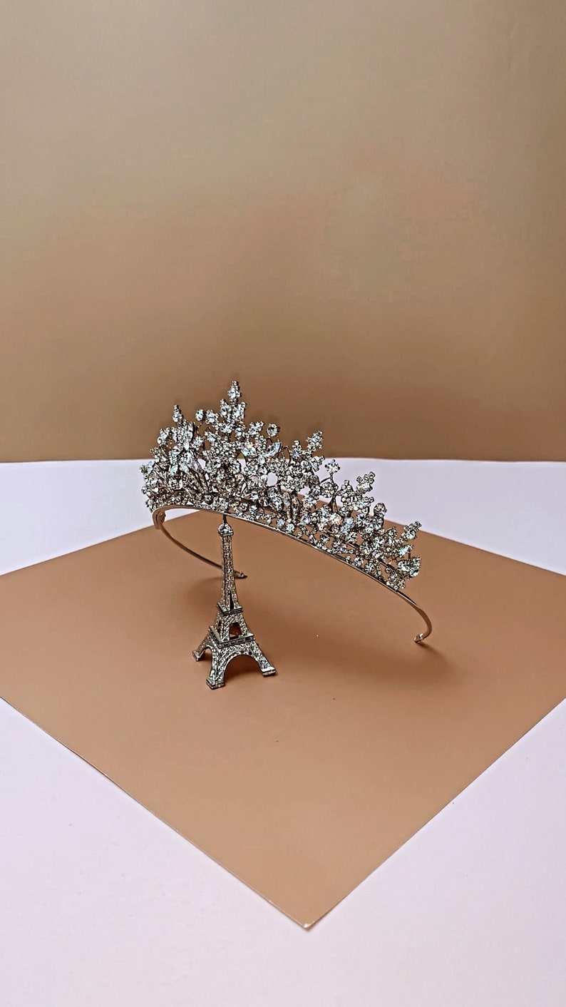 RENEE Swarovski Bridal Tiara, Wedding Crown, Bridal Tiara, Swarovski Crystals Tiara, Wedding Headpiece, Gorgeous Wedding Crown image 7