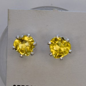 Delicate Heliodor Gold Beryl Heart Stud Earrings - 6mm Gemstone in Sterling Silver 6-Prong Setting