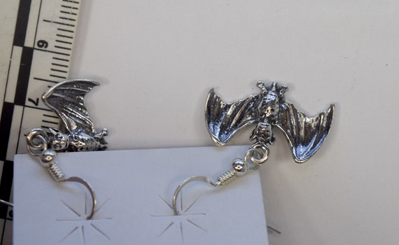Orecchini A Pipistrello Per Halloween: Pendenti A Goccia In Acrilico, Leggeri E Brillanti, Accessori Spaventosi Per Donne - 4