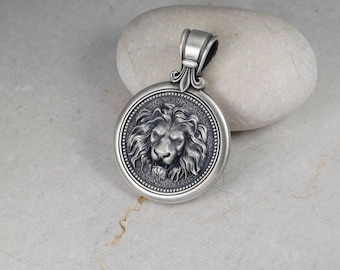 24mm Round Lion Head Pendant With Fleur de Lis, Braided Wheat Neck Chain 2,5mm 3mm Spiga Necklace, Sterling Silver 925 Medallion