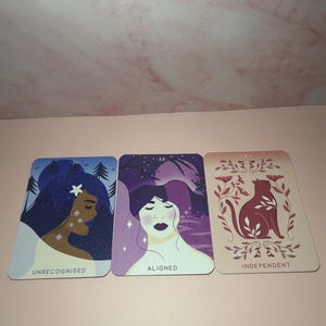 Weibliches heiliges Orakel Deck, Göttlich Feminine spirituelle Karten, Göttin Orakel Deck, Intuition Heilung Affirmation Deck, Tarot Geschenk