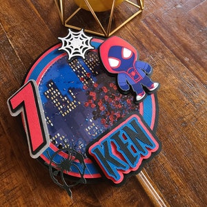 Caketopper met Spider Man Miles Morales-thema shaker met naam en leeftijd