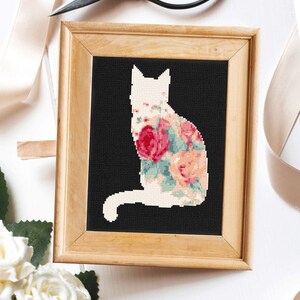 Bloemen katachtig kruissteekpatroon | Kruissteekpatroon PDF