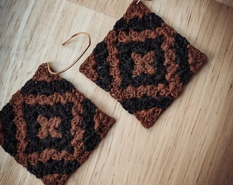 ｄｉａｍｏｎｄ ｗｅａｖｅ Intarsia crocheted blanket earrings